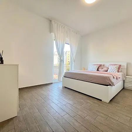 H11 La Casa Di Dolly - Centro * San Remo